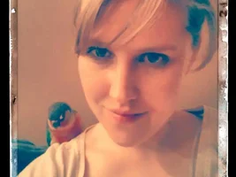 formally introducing my new conure :D