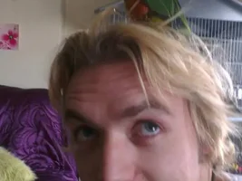 Baby Conure finally arrives